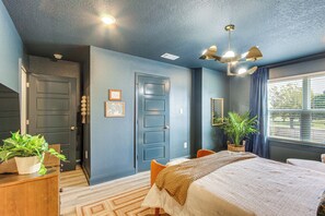 3 bedrooms, iron/ironing board, Internet, bed sheets