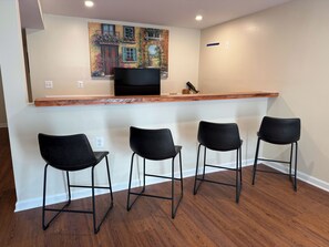 Interior - Bluemont home just minutes to wineries, breweries, hiking and more! (Bluemont)