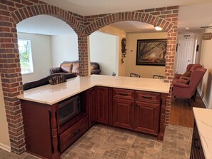 Interior - Bluemont home just minutes to wineries, breweries, hiking and more! (Bluemont)