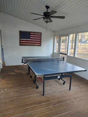 Property grounds - Spacious home on Lake Greenbriar. The best place for your friends and family! (Holly Lake Ranch)