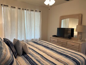 3 habitaciones, escritorio, tabla de planchar con plancha y wifi 