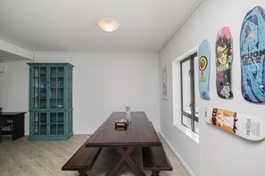 Dining - The Art Haus Cape Town | Mountain Views (Cape Town)