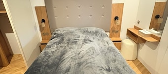 Vacation park chalet near the beach, modern, cozy and well furnished.