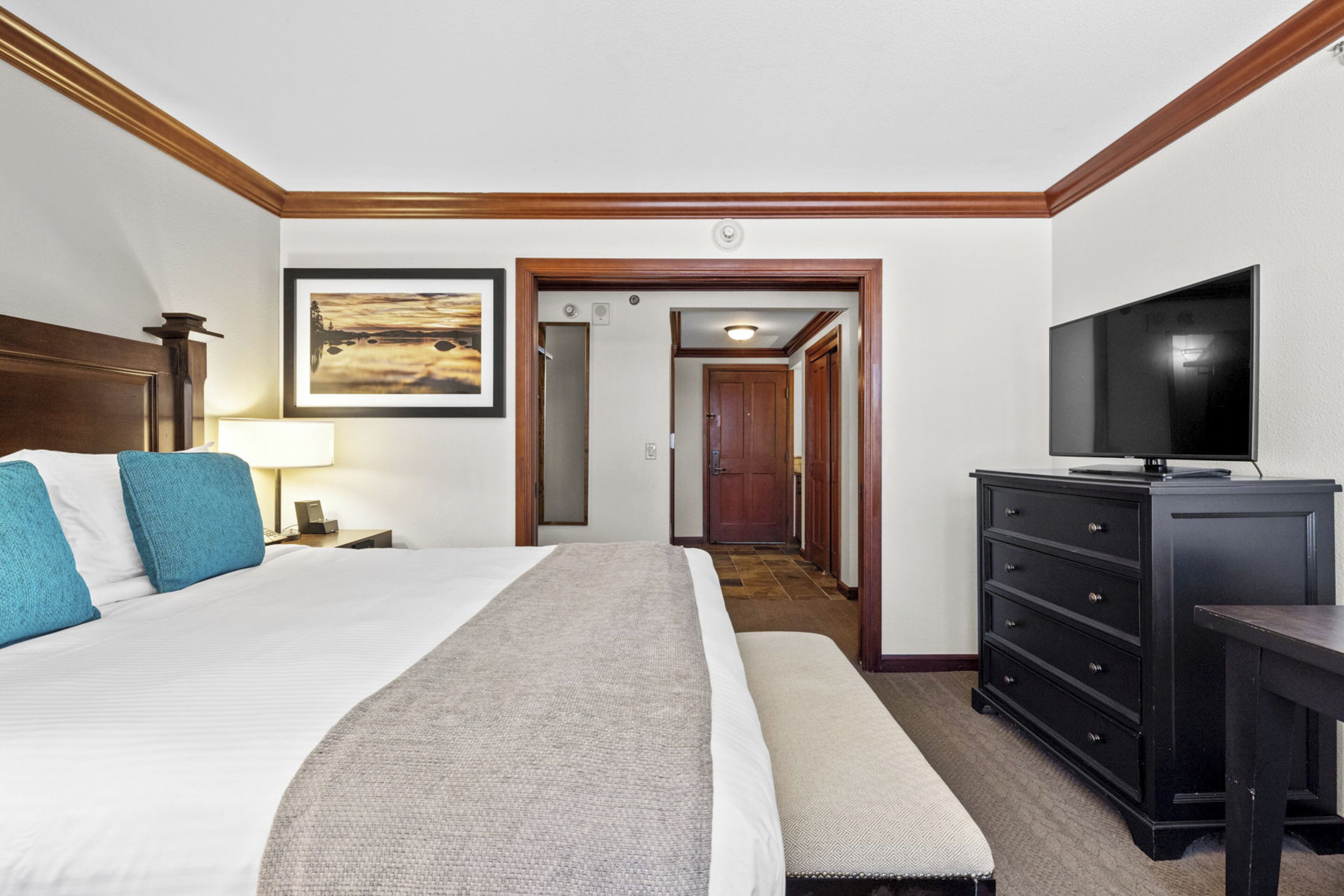 Schreibtisch, Bügeleisen/Bügelbrett, Internetzugang, Bettwäsche