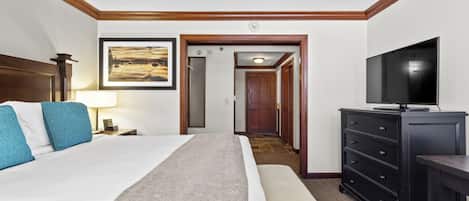 Schreibtisch, Bügeleisen/Bügelbrett, Internetzugang, Bettwäsche