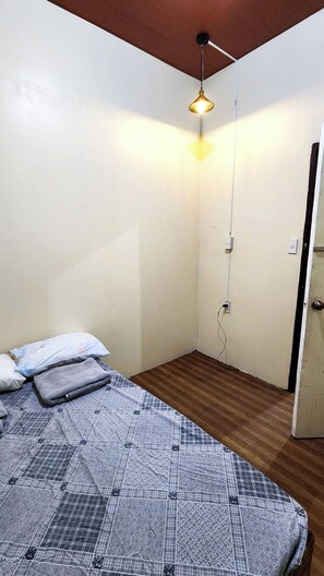 Shared Dormitory, 1 Bedroom - Room-cozy Room 305 Near Session Burnham (Baguio)
