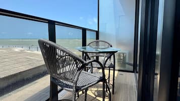 Comfort Studio | Outdoor dining