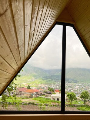 Interior - Pine Chalet Kazbegi (Stepantsminda)