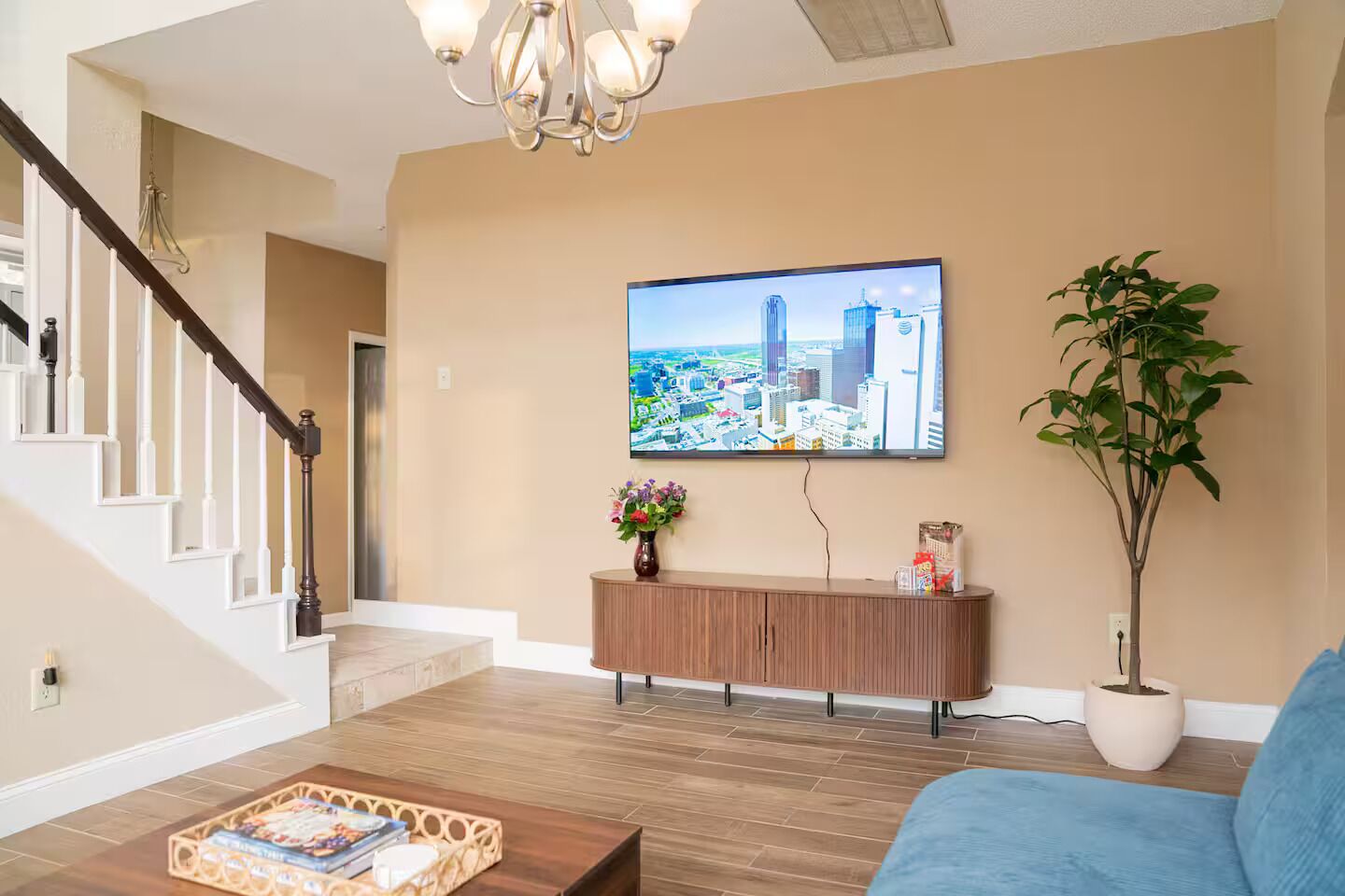 Cozy Home Near Dallas Downtown & Dfw Airport! - Irving, TX