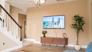 Unclassified image, 2 of 19, button - Cozy Home Near Dallas Downtown & DFW Airport! (Irving)