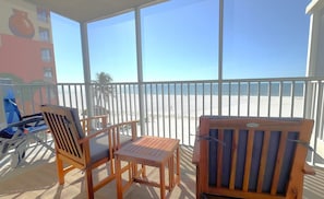Property grounds - Gateway Villas #394 "Ocean Gateway" - 2 Bedroom Beachfront (Fort Myers Beach)