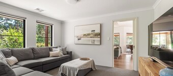 Wattle Place | Peaceful Bush Retreat Near Town & Coast