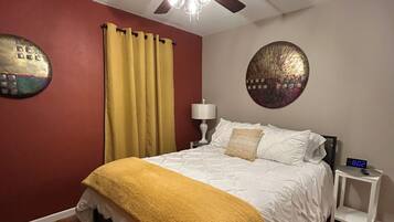 Ferros/tábuas de passar roupa, Wi-Fi, roupa de cama