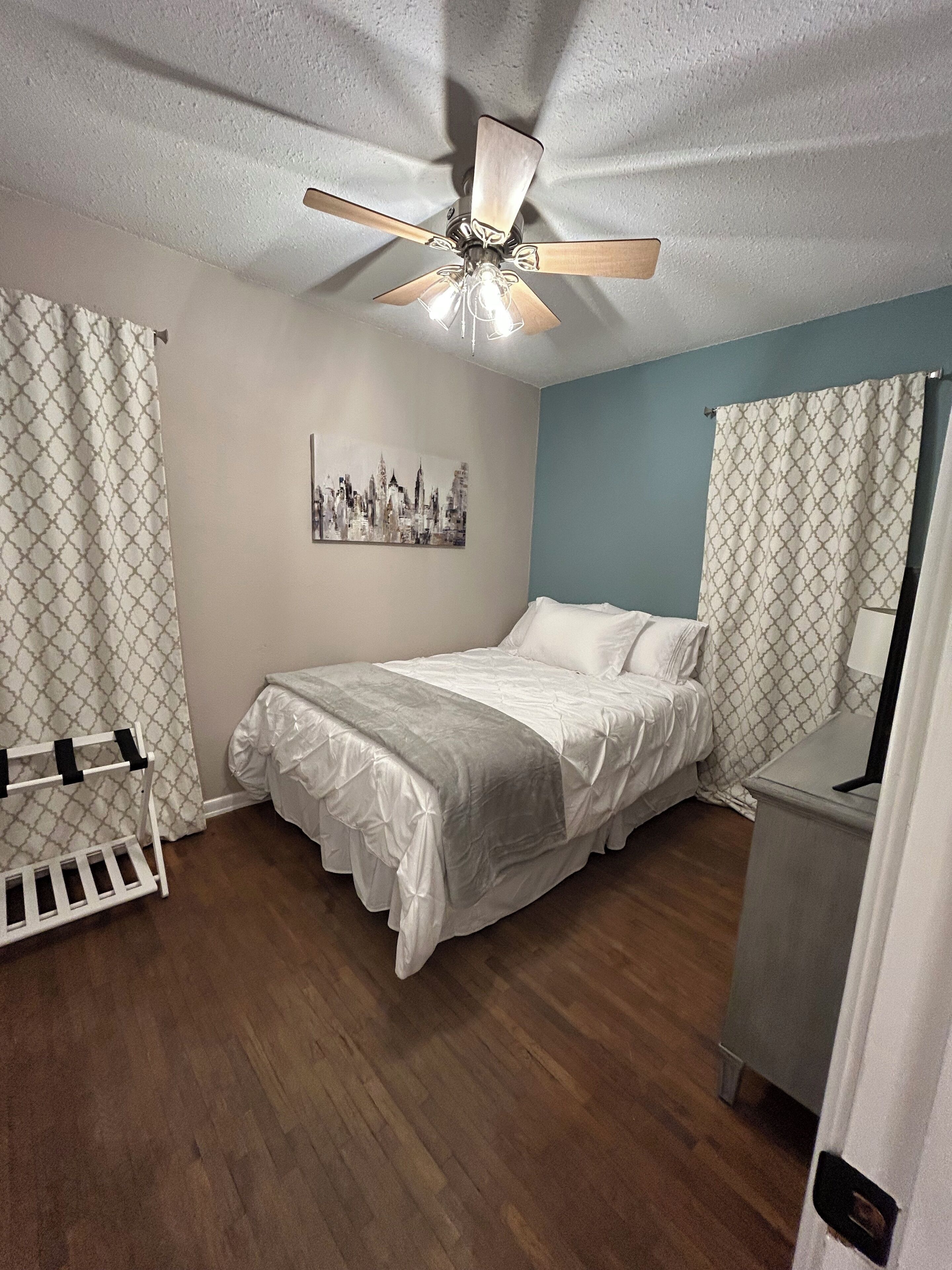 3 間睡房、熨斗/熨衫板、Wi-Fi、床單