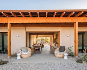 Outdoor dining - Masseria Morongo - Luxury 6BR Desert Compound w/ Pools & Views (Morongo Valley)