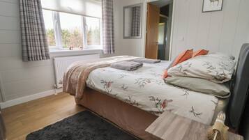 3 bedrooms, individually decorated, individually furnished, free WiFi