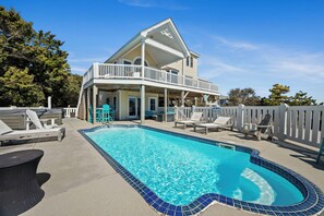 Pool - Spring Discount! 300ft to Beach+Heated Pool/Multiple Decks with Ocean Views (Emerald Isle)