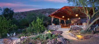 Mountain Views Casita Near Canyon Trails