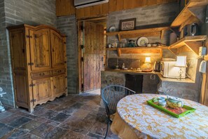 Unclassified image, 3 of 13, button - Mountain Views Casita Near Canyon Trails (Dudleyville)