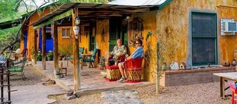 Charming Orchard Casita in Aravaipa