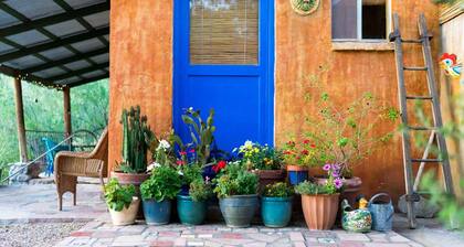 Blue Door Casita on Orchard Near Canyon Wilderness