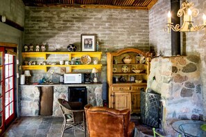 Luokittelematon kuva, 4 kautta 14, painike