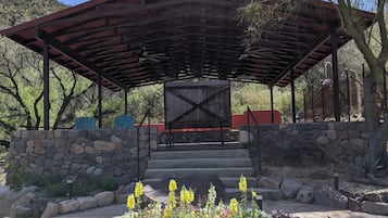 Enceinte de lâhĂ©bergement