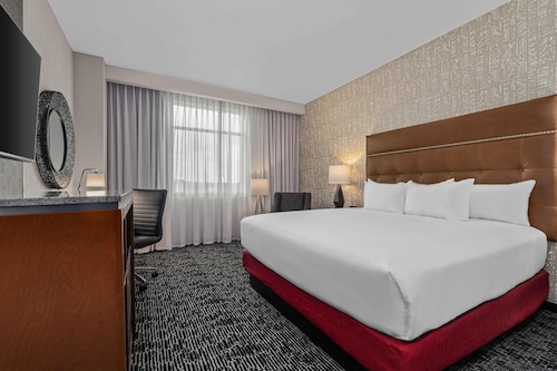 Drury Plaza Hotel Mobile