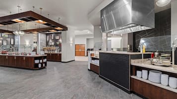 Gratis morgenmadsbuffet hver dag