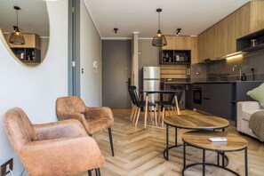Interior - Stylish Urban Oasis Spacious 1BR in Providencia (Providencia)