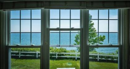 Lakefront Room is great for families