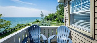 Two queen beds and one double bed