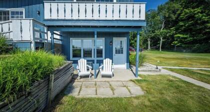 Ground-level, lakefront, large studio