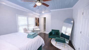 4 bedrooms, iron/ironing board, travel crib, free WiFi