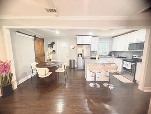 تناول الطعام