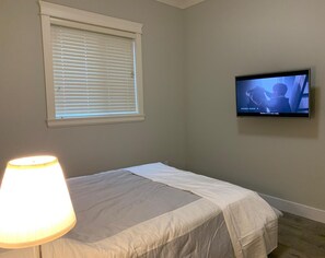 1 bedroom, WiFi, bed sheets - Beautiful 1b1b sitting at the centre of the City of Richmond for rent(Long Term) (Richmond)