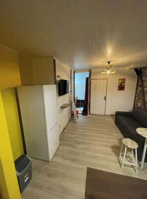Living area - CRÉOLA Cosy & conveniently located - ideal for vacations (Fort-de-France)