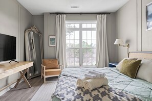 2 Schlafzimmer, Schreibtisch, Bügeleisen/Bügelbrett, kostenloses WLAN