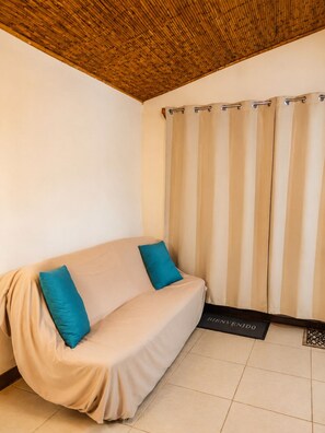 Smart TV - Near the Tenorio volcano and Katira Labyrinth, comfortable villa for 5! (Katira)