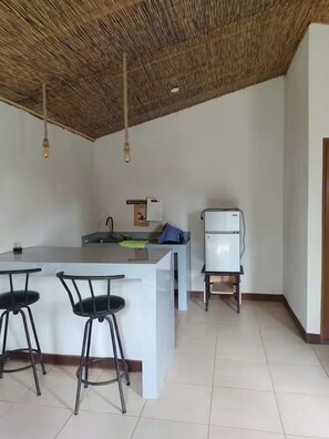 Interior - Apt. 1 Hills Villa Rio Celeste, Volcan Tenorio. (Katira)