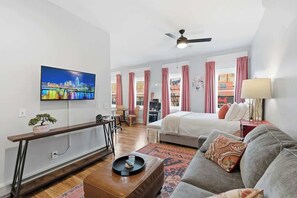 2 dormitorios, tabla de planchar con plancha, wifi y ropa de cama