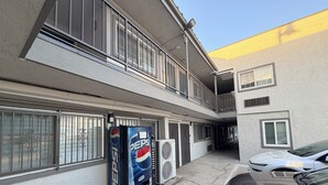 Exterior - Bell Resort Motel (Bell Gardens)