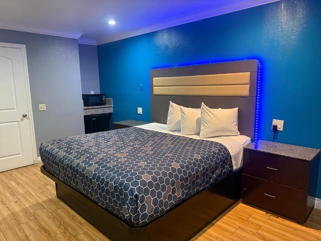 华丽双人房 | 办公桌、免费 WiFi