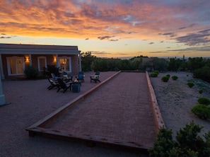 Property grounds - Santa Fe Santuario- Perfect Views, Kiva Fireplace (Santa Fe)