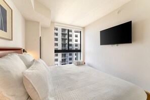 1 bedroom, iron/ironing board, WiFi, bed sheets - Crosby Miami WTC 1BR/1BA Chic Flawless New #2913 (Miami)