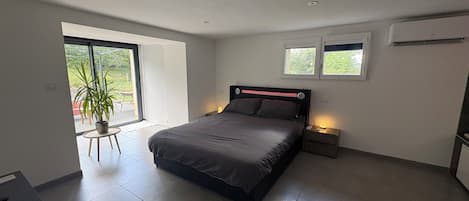 1 chambre, Wi-Fi, draps fournis