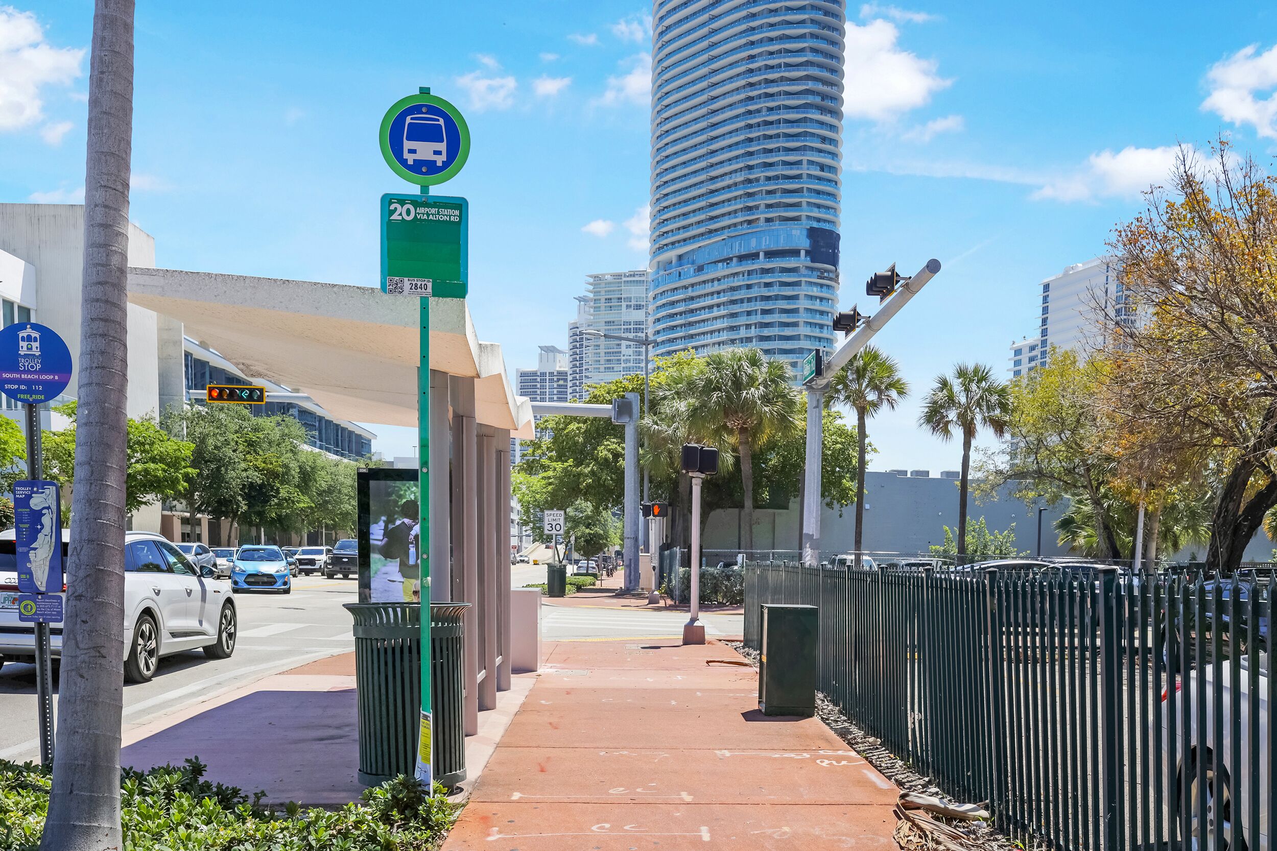 ที่จอดรถ