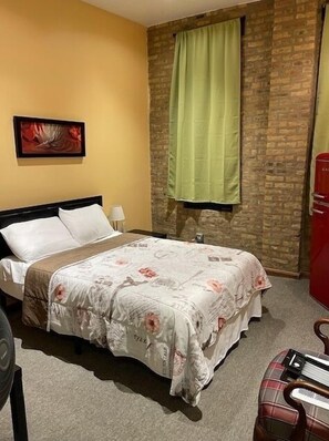 1 chambre, fer et planche à repasser, Wi-Fi, draps fournis