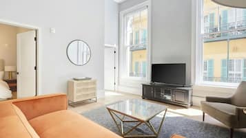 Studio (Multiple Bedrooms) | Interior