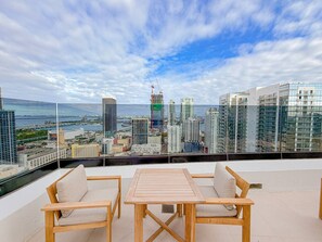 Apartment | 1 bedroom - Luxury Resort-style Condo at District 225 Miami (Miami)